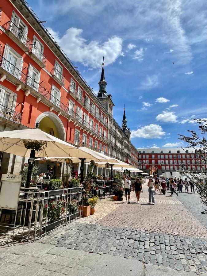 Big Apartment In Plaza Mayor In Madrid Spain Екстер'єр фото